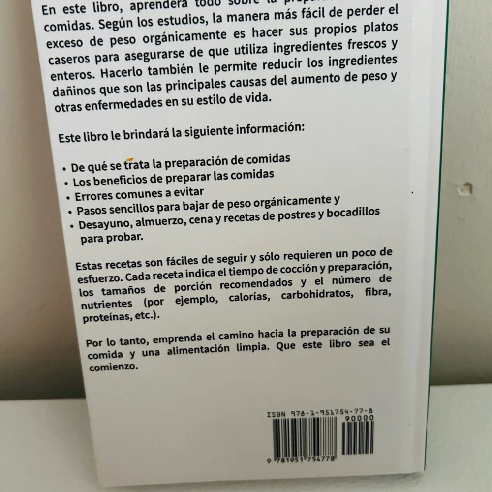 Meal Prep Cookbook - Green & White Cover